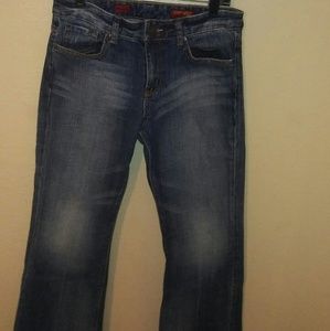 Express Mia bootleg jeans medium wash size 6 short